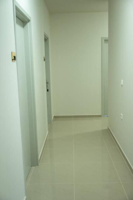 דירה Anesis Airport 306